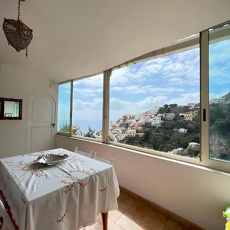 Sweet Sea View Apartment